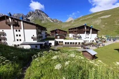 Le centre UCPA de Tignes Val Claret en été